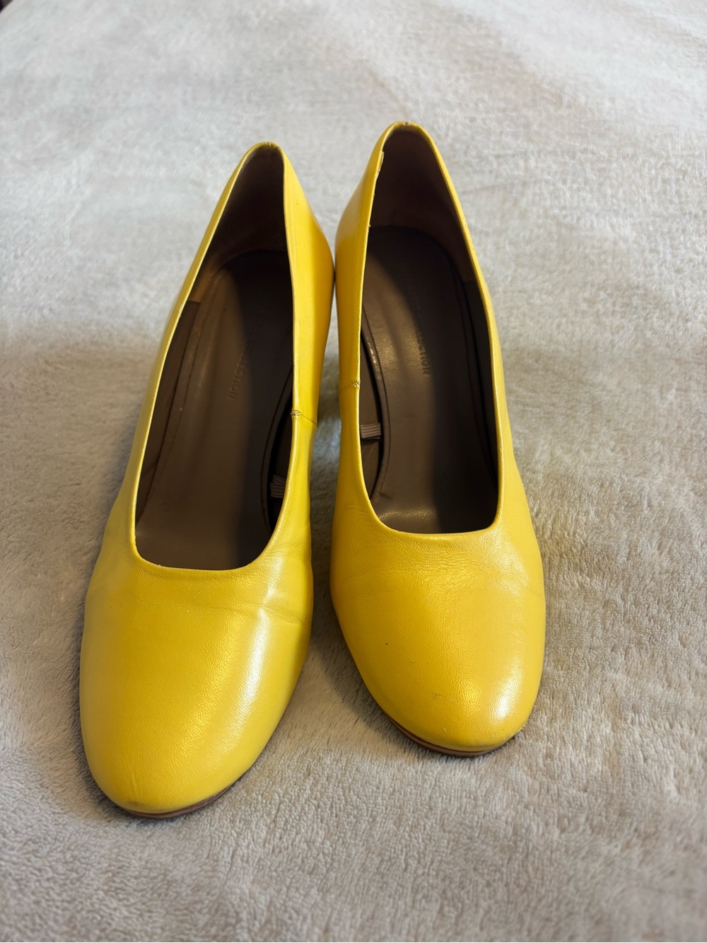 Zara Bright Yellow Leather Round-Toe Pumps